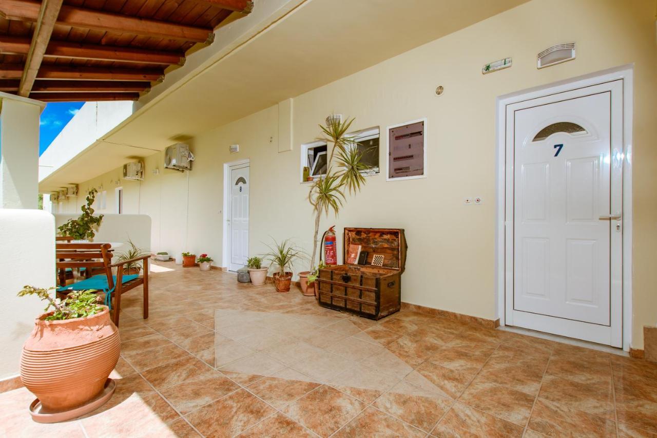 Asterina Seaside Apartments Kalyves Exterior foto